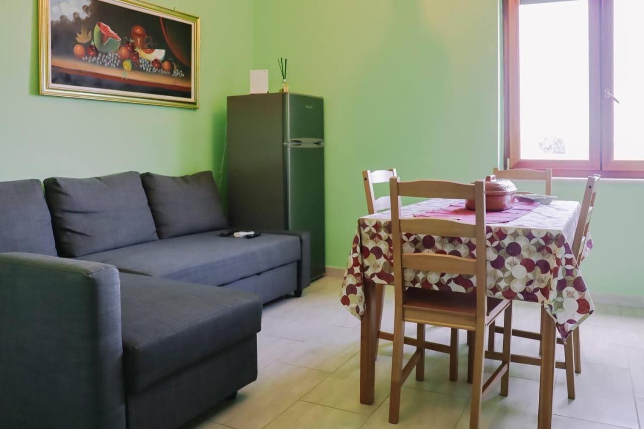 Holiday-Caroline Apartment Pompeja Zewnętrze zdjęcie